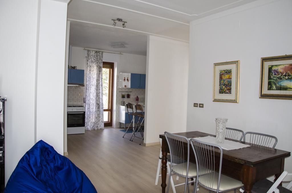 La Signora Dei Fiori Apartment Gubbio Bagian luar foto